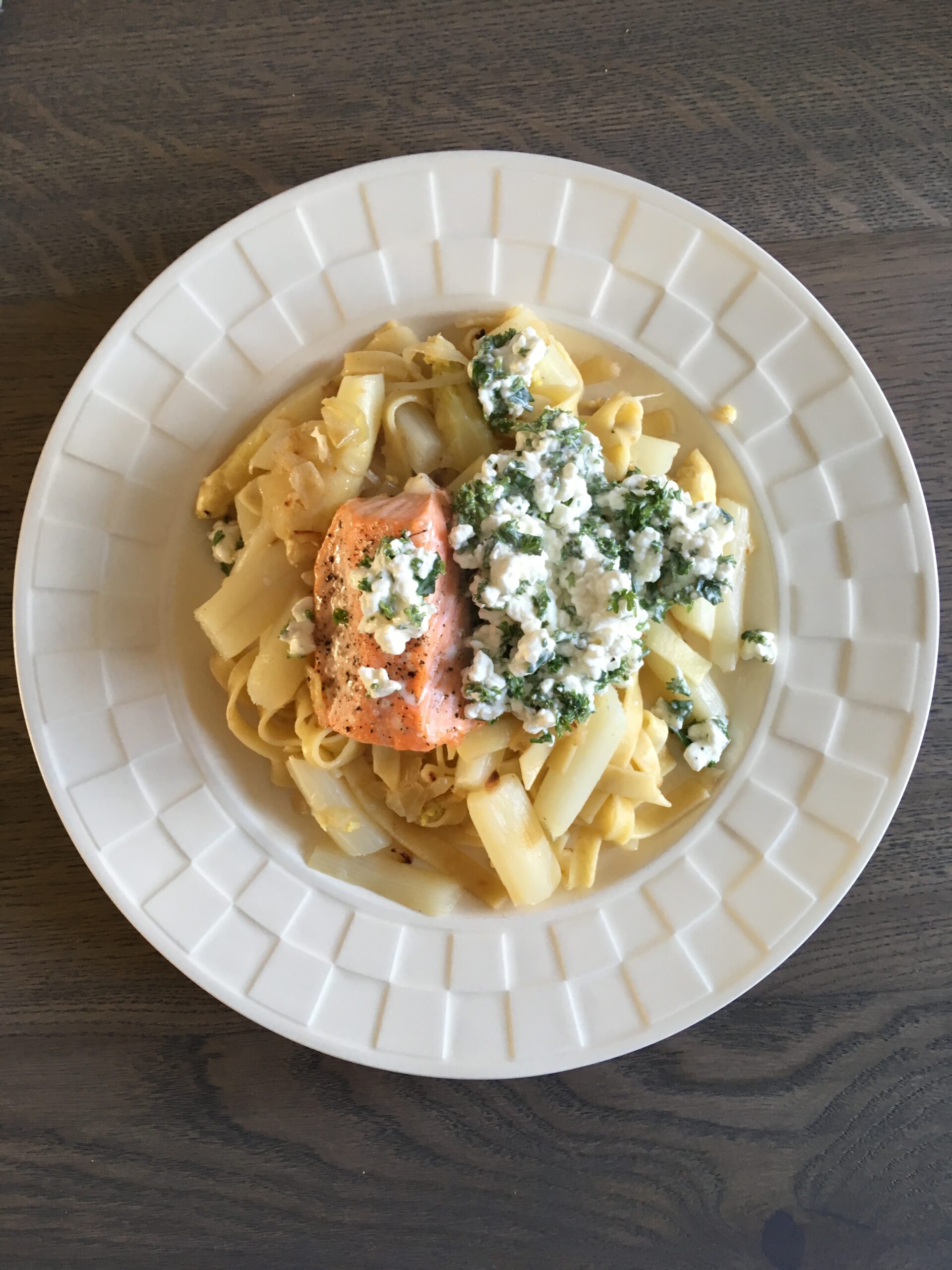 Tagliatelle met asperges en zalm