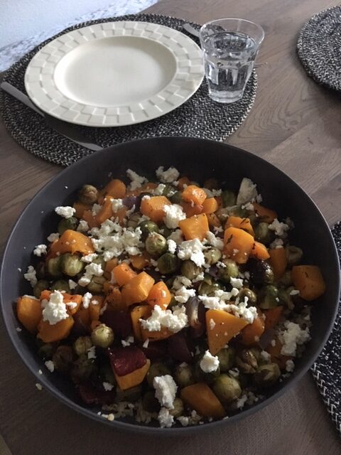 Bulgur met pompoen, spruitjes en cranberry’s